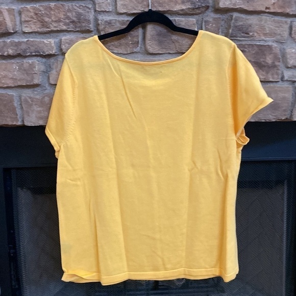 NWT Investments II yellow top. Size 2X - Picture 2 of 9